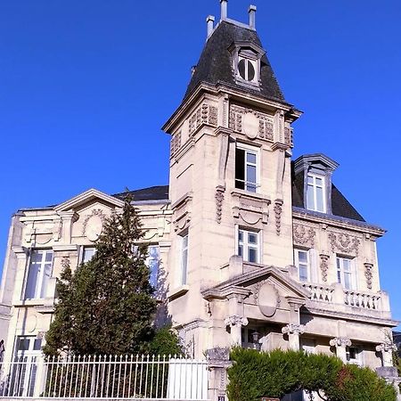Les Riottes - Maison Victorienne La Châtre Exteriör bild