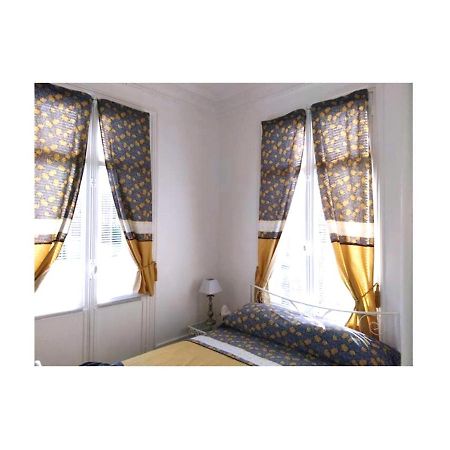 Les Riottes - Maison Victorienne La Châtre Exteriör bild